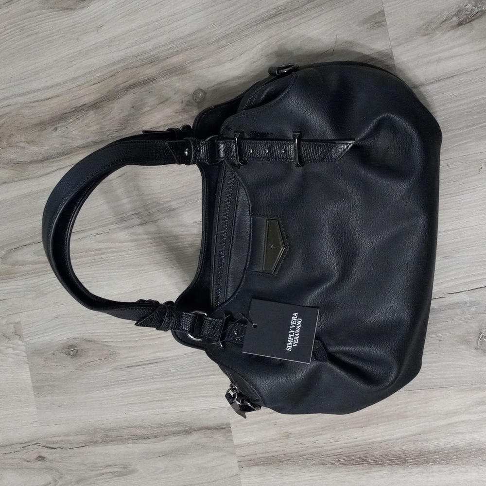 NWT Vera Wang purse ,black color